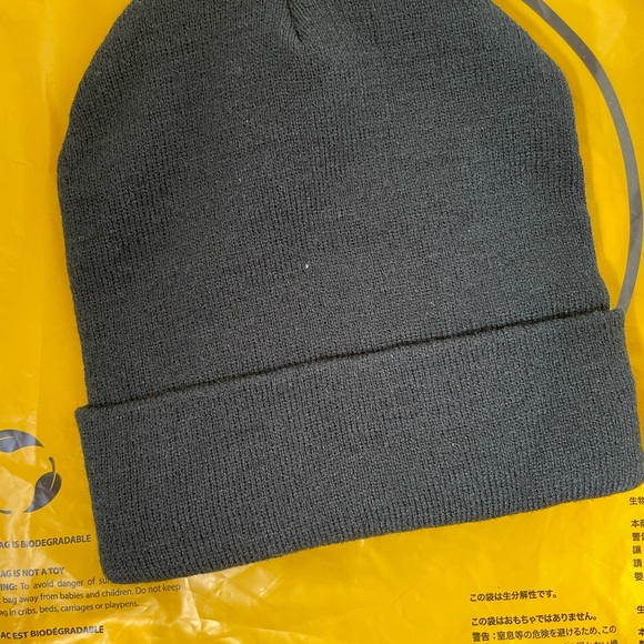 Drew beanie - Picture 4 of 4
